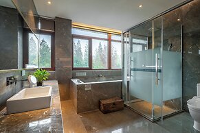 Yangzhou Seclusive Life Hot Spring Resort