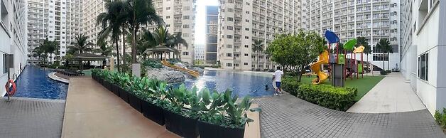 SHORE 1 RESIDENCES