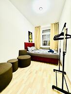 4BR Stay for 8 Near FAC Stadium