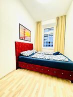 4BR Stay for 8 Near FAC Stadium