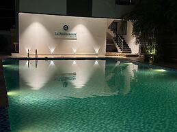 LA MILLIONAIRE LUXURY RESORT