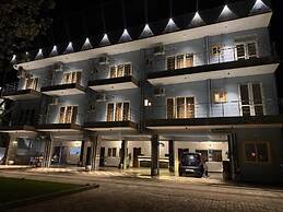 LA MILLIONAIRE LUXURY RESORT