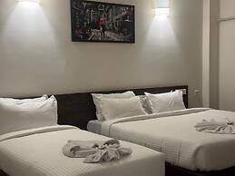 LA MILLIONAIRE LUXURY RESORT