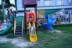 Leisure Resort