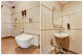 Blissful Stays at Ramdaspeth Downtown