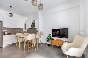 Selesta - 2 Bedroom Apartment in Athens