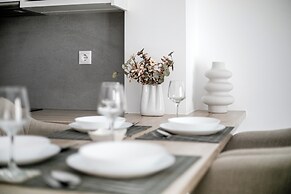 Selesta - 2 Bedroom Apartment in Athens