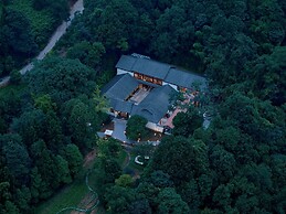 Jishang Qingcheng Mountain Villa