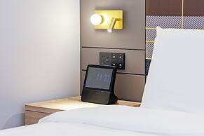 HomeInn Plus Guozhan Liufang Subway Stn