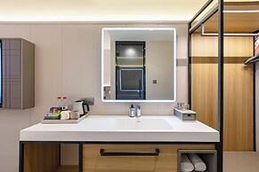 HomeInn Plus Guozhan Liufang Subway Stn