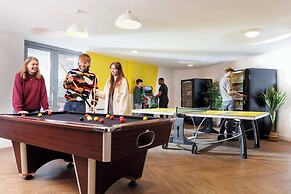 Student Only St Peters Court