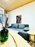 Cozy 4BR Apt for 12P Near FAC Platz