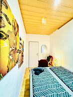 Cozy 4BR Apt for 12P Near FAC Platz