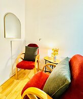 Cozy 4BR Apt for 12P Near FAC Platz