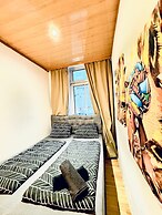 Cozy 4BR Apt for 12P Near FAC Platz