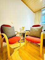 Cozy 4BR Apt for 12P Near FAC Platz