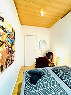 Cozy 4BR Apt for 12P Near FAC Platz