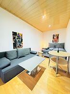 Cozy 4BR Apt for 12P Near FAC Platz