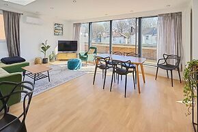 Host Stay Palm Penthouse