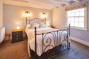 Host Stay Ships Bell