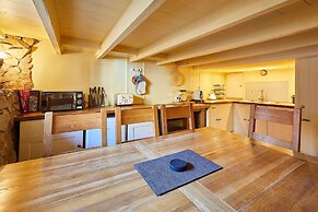 Host Stay Ships Bell