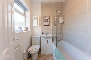 Host Stay Farman Road