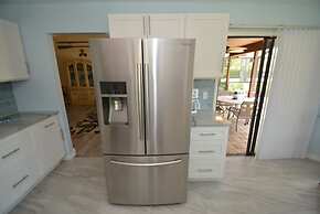 Salty Breeze Canal Front Pool Home W Boat Dock