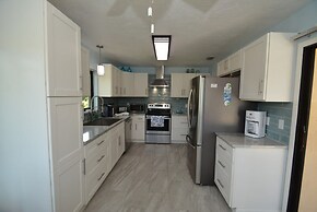 Salty Breeze Canal Front Pool Home W Boat Dock