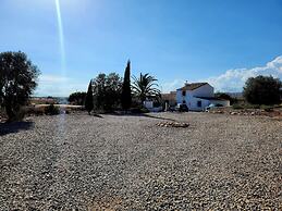 Casita-2guests-pool-patio-bbq-parking-fireplace