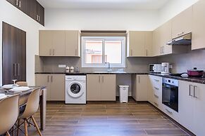 Aura 2-Bedroom Apartment in Larnaca