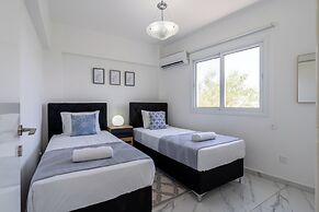 Naila 2-BR Apartment in Protaras