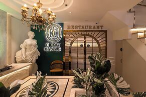 Deep Hotel