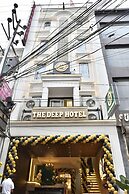 Deep Hotel