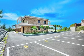 Epta Villas Luxury Redefined