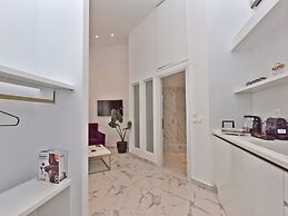 4 Elements Earth Luxury Suites