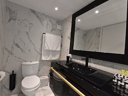 4 Elements Earth Luxury Suites