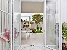 4 Elements Earth Luxury Suites