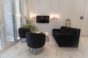 4 Elements Earth Luxury Suites