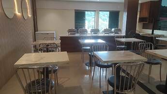 Hotel Hi city Inn Near ISBT