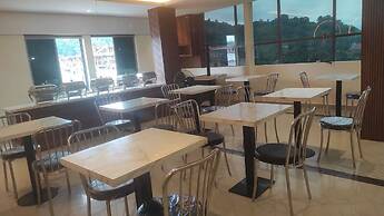 Hotel Hi city Inn Near ISBT