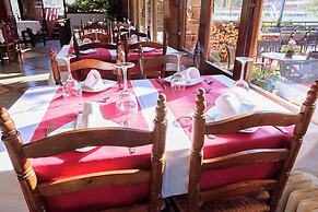 HOSTAL LA GUINEU