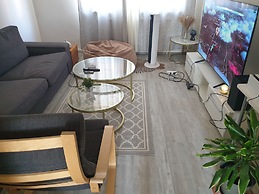 Charming Gelsenkirchen Apartment With Central Heating