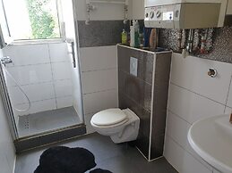 Charming Gelsenkirchen Apartment With Central Heating