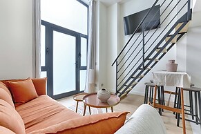 Elegant AC Duplex Bastille Le Marais