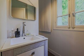 Mansion With Swimming Pool - 5bd/10p - Neuilly