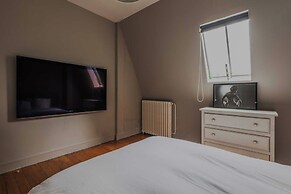 Mansion With Swimming Pool - 5bd/10p - Neuilly