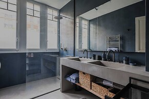 Mansion With Swimming Pool - 5bd/10p - Neuilly