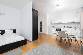 RentPlanet - Apartament Chmielna