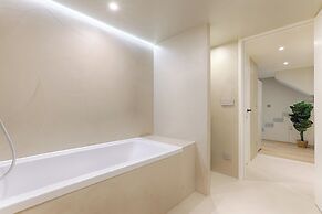 Magnificent AC Duplex Bastille Le Marais