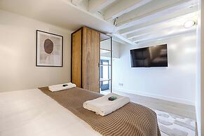 Magnificent AC Duplex Bastille Le Marais
